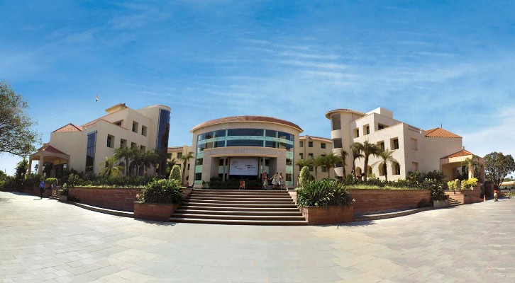 Oakridge International School